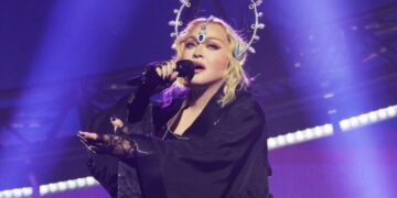 Zgjati shfaqjen, gjobitet Madonna