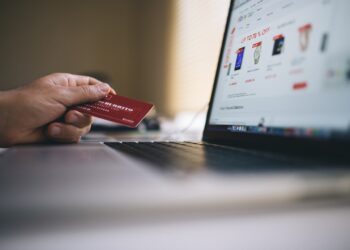 Një vështrim për rritjen e tregtisë elektronike në Shqipëri