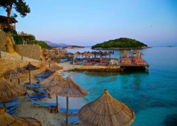 Media italiane: Shqipërinë e pret bum turistik edhe në vitin 2024