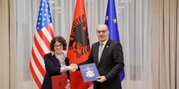 Lajm i mirë për shqiptarët që lëvizin drejt SHBA-së dhe anasjelltas