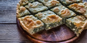“MSN”: Shqipëria mes vendeve me byrekët më të mirë në botë