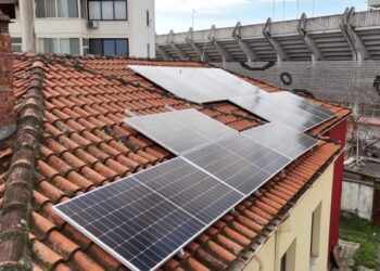 Nis instalimi i paneleve diellore në institucionet e arsimit publik në Shkodër