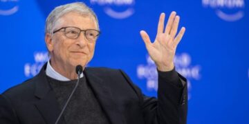 Bill Gates: Super të pasurit duhet të paguajnë më shumë taksa