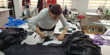 Pas 27 vitesh, “Cotonella” marka italiane e veshjeve intime zhvendos prodhimin nga Shqipëria në Uzbekistan