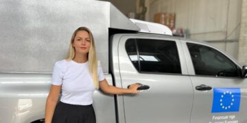 Arjeta Puca, fenomeni shqiptar që udhëheq TIMAK: Së shpejti makina “Made in Albania”