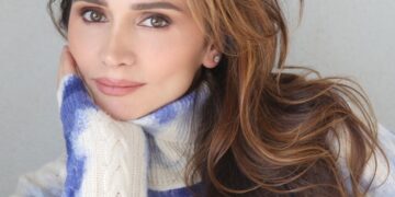 Brandi Arta Kallaba –New York,  Art dhe Frymëzim me anë të thurjes me dorë