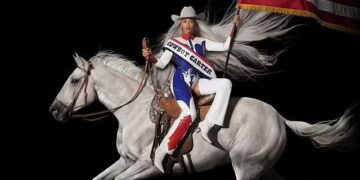 Beyonce nxjerr kopertinën e albumit të ri