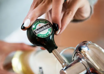 Heineken do të hapë 62 bare në Britani
