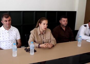 Kumbaro : Saranda, një nga pikat turistike më të jashtëzakonshme që ka Shqipëria