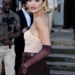Rita Ora lançon markën e saj të re të flokëve “TYPEBEA”