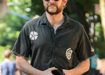Bradley Cooper shfaqet ndryshe në publik
