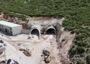 Tuneli i Llogarasë drejt fundit, Rama shpërndan pamjet