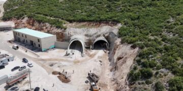 Tuneli i Llogarasë drejt fundit, Rama shpërndan pamjet