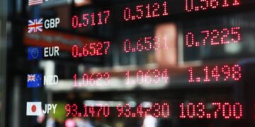 Ditë të vështira për euron, rriten valutat e tjera