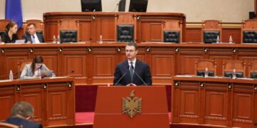 Mbyllen dy koncesione të Ministrisë së Financave, markimi i karburanteve nga gushti bëhet pa tarifë