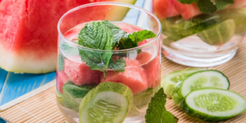 Ushqimet që duhet të jenë pjesë e dietës tuaj në ditët me temperatura të larta