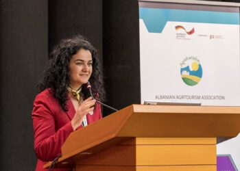 Rritet interesi për agroturizmin në Shqipëri, vizitorë të shumtë pushojnë në veri