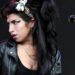 Dalin në ankand objektet personale të Amy Winehouse
