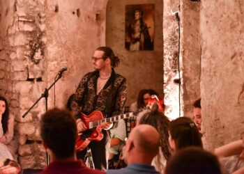 Dren Abazi Brand, përkrah performancës së Dren Abazit në Kalanë e Porto Palermos me Pop Up Store dy ditor