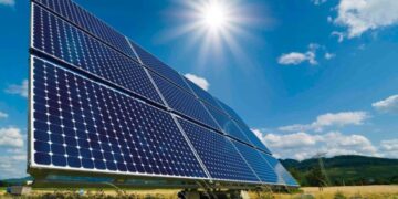 Rritet prodhimi nga energjia diellore, fotovoltaikët gjeneruan 4.8% të energjisë totale në vend