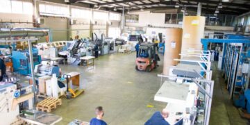 Dy shërbime të reja në e-Albania për punësimin e shtetasve të huaj në vendin tonë