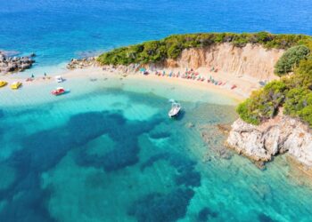 “The Travel”: Shtatë arsye pse duhet të vizitoni Shqipërinë në vend të Italisë