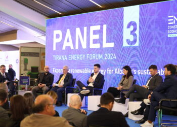 RËNDËSIA E PANAIREVE: NJË MUNDËSI E ARTË PËR TË FORCUAR MARRËDHËNIET ME KLIENTËT