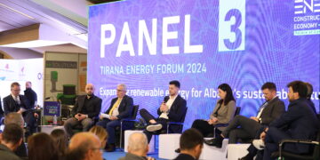 RËNDËSIA E PANAIREVE: NJË MUNDËSI E ARTË PËR TË FORCUAR MARRËDHËNIET ME KLIENTËT