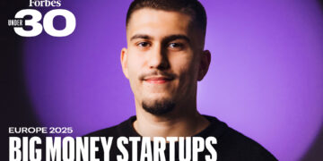 I pari shqiptar në Forbes 30 Under 30, Fabian Kamberi shkruan historinë