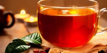 Ndiheni i/e fryrë, ju vjen në ndihmë çaji Detox