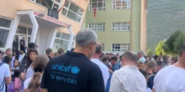 E ARDHMJA E HASIT, 168 NXËNËS U ULËN NË BANKAT E KLASËS SË PARË
