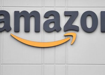 Amazon shpreson të zevëndësojë mijëra punonjës me robotë