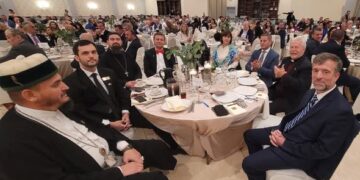 Televizioni i shqiptarëve të Amerikës “Albtvusa” festoi 25 vjetorin e themelimit