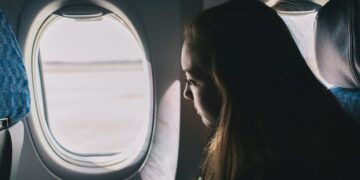 Arsyeja pse dritaret në avionë janë të rrumbullakëta