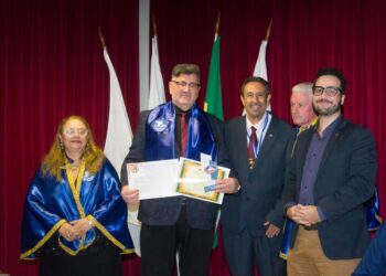 Mikëpritje e veçantë dhe çmime për gazetarin Nazim “Noli” Salihu gjatë vizitës në Brazil