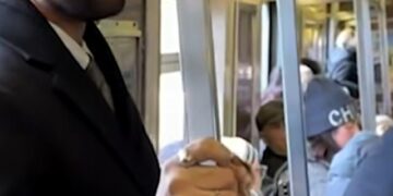 Kryebashkiaku i New York Mamdani shkon në punë me metro