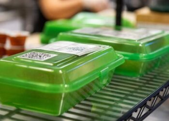 Bar-restorantet drejt enëve të ripërdorshme/ Masa për produktet take-away hyn në fuqi nga 2027