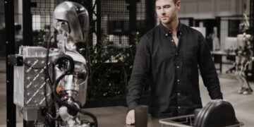 Elon Musk parashikon robotë humanoide kudo, dhe Kina mund të jetë e para që e shndërron këtë vizion në realitet