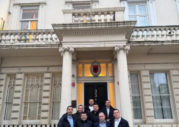 DIASPORA HASJANE TAKIM ME AMBASADORIN FERIZI, KËRKOHET RUAJTJA E INTEGRITETIT HISTORIK DHE ADMINISTRATIV