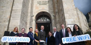 Wi-Fi publik falas në 61 bashki përmes nismës WiFi4WB