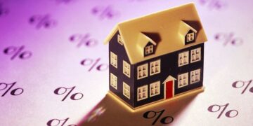 Banka e Shqipërisë: Interesat e kredisë për shtëpi ranë për të dytin vit radhazi në 2025