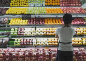 Shumica e europianëve presin rritje të çmimeve të ushqimeve gjatë 2026-ës