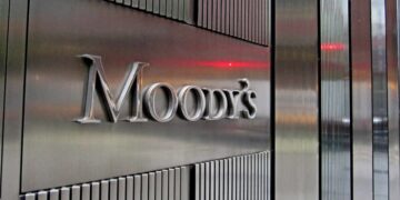 Moody’s rikonfirmon vlerësimin “Ba3” për Shqipërinë – Stabiliteti ekonomik dhe reformat mbajnë perspektivën “të qëndrueshme”