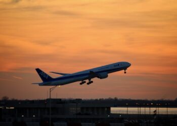Çmimet e biletave të avionit pritet të rriten ndjeshëm