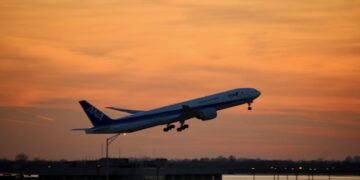 Çmimet e biletave të avionit pritet të rriten ndjeshëm