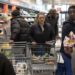 Ushqimi i pashitur i supermarketeve për njërëzit në nevojë , rregullat e reja në Francë