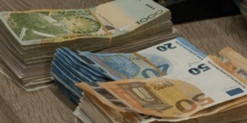Shqipëria, sërish e humbur në garën e pagave, rajoni i kishte 30-50% më të larta edhe në 2025-n