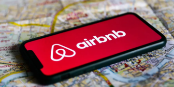 Airbnb: Inteligjenca Artificiale po shkruan tashmë 60% të kodeve tona