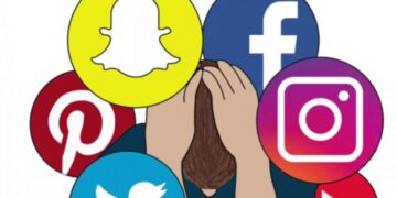 “Ofcom” kritikon TikTok dhe YouTube: Platformat nuk janë mjaftueshëm të sigurta për fëmijët
