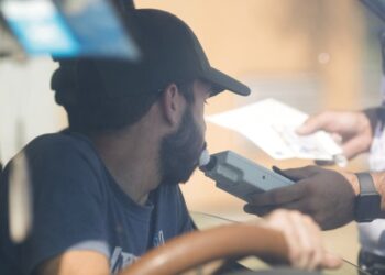 “Nuk ndizet nëse ke pirë alkool” – BE vendos rregull të ri për makinat e reja